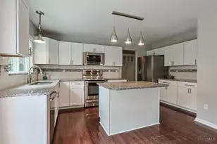 5619 Beechtree Ln, Hamilton Township, OH 45039 - Photo 12