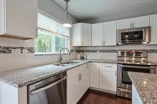 5619 Beechtree Ln, Hamilton Township, OH 45039 - Photo 14