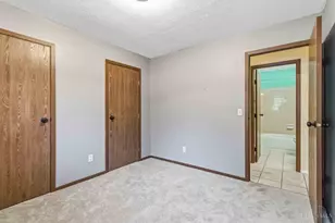 537 Davis Rd, Pierce Township, OH 45255 - Photo 20