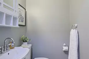 2873 Linwood Ave, Cincinnati, OH 45208 - Photo 10