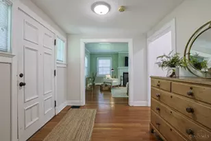 2873 Linwood Ave, Cincinnati, OH 45208 - Photo 2