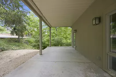 9546 Cunningham Road, Indian Hill, OH 45243 - Photo 70