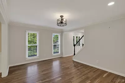8453 Greenleaf Drive, Anderson Township, OH 45255 - Photo 16
