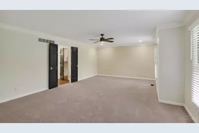 8453 Greenleaf Drive, Anderson Township, OH 45255 - Photo 38