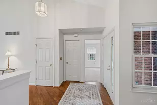 5815 Windknoll Ct, Columbia Township, OH 45243 - Photo 10