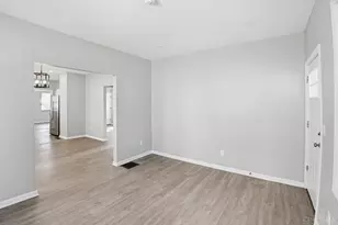 1831 Dallas Ave, Cincinnati, OH 45239 - Photo 8