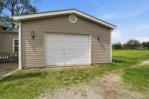 9495 Morrow-Cozaddale Rd, Hamilton Township, OH 45152 - Photo 6