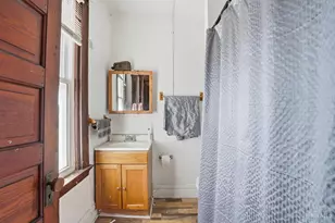 2661 Bellevue Ave, Cincinnati, OH 45219 - Photo 22