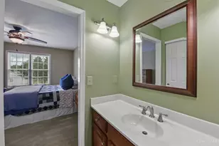 119 Lexington Dr, Loveland, OH 45140 - Photo 32