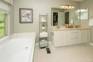 5601 Autumn Wynd Ln, Miami Township, OH 45150 - Photo 56