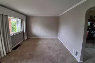 5949 Lawrence Rd, Green Township, OH 45248 - Photo 6