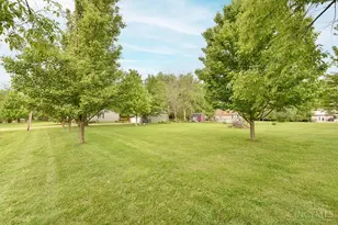 1350 Wagner Dr, Perry Township, OH 45118 - Photo 42
