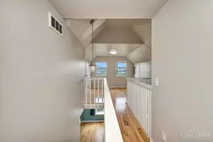 2364 Gladstone Ave, Cincinnati, OH 45202 - Photo 16