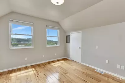 2364 Gladstone Avenue, Cincinnati, OH 45202 - Photo 18