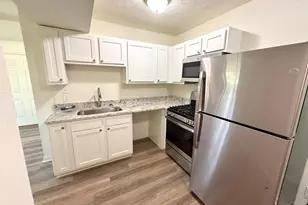 220 N Cherry St, Lebanon, OH 45036 - Photo 10