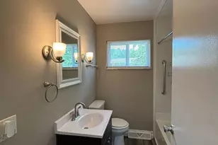 10915 Fernhill Dr, Sharonville, OH 45241 - Photo 12
