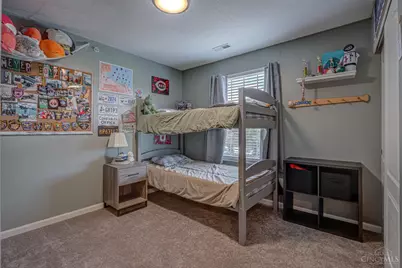 7629 Skyview Circle, Green Township, OH 45248 - Photo 14