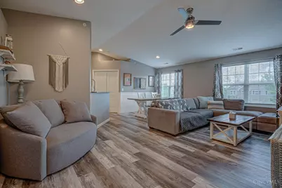7629 Skyview Circle, Green Township, OH 45248 - Photo 2