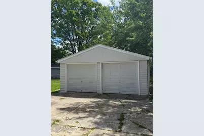 1175 Madeleine Circle, Springfield Township, OH 45231 - Photo 20