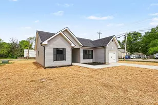 399 Elmwood Ct, Georgetown, OH 45121 - Photo 2