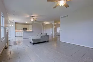 1601 Laura Jean Dr, Hamilton, OH 45013 - Photo 10