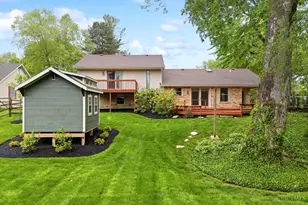 9178 Woodstream Ln, Washington Twp, OH 45458 - Photo 4