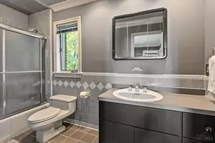 382 Grand Ave, Cincinnati, OH 45205 - Photo 18
