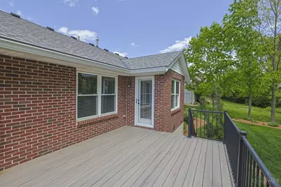 1883 Wagon Wheel Drive, Hamilton, OH 45013 - Photo 16