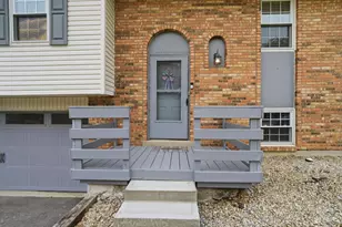 3946 Randolph Ln, Union Township, OH 45245 - Photo 4