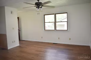 106 Springlake Ave, Hillsboro, OH 45133 - Photo 8