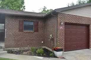 106 Springlake Ave, Hillsboro, OH 45133 - Photo 2