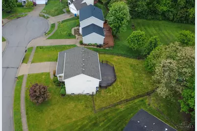 639 Ellen Drive, Union Township, OH 45255 - Photo 4