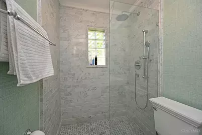 3301 Maplecrest Place, Cincinnati, OH 45209 - Photo 24