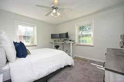 3301 Maplecrest Place, Cincinnati, OH 45209 - Photo 20
