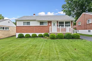 8454 Donna Ln, Sycamore Township, OH 45236 - Photo 1