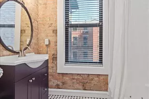 1302 Main St, Cincinnati, OH 45202 - Photo 36