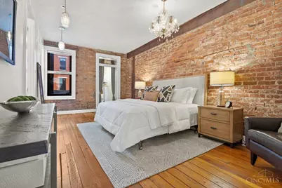 1302 Main Street, Cincinnati, OH 45202 - Photo 32