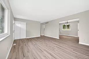 429 Mc Creary Ct, Springfield Township, OH 45231 - Photo 6