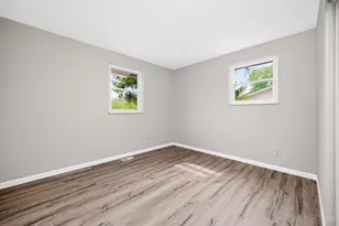 429 Mc Creary Ct, Springfield Township, OH 45231 - Photo 16