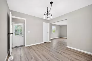 429 Mc Creary Ct, Springfield Township, OH 45231 - Photo 8