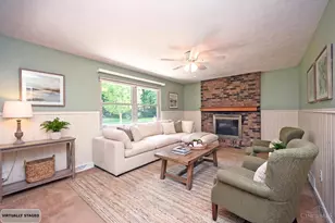 871 Meadow Ridge Dr, Union Township, OH 45245 - Photo 10
