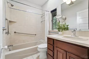 621 Evanswood Pl, Cincinnati, OH 45220 - Photo 28