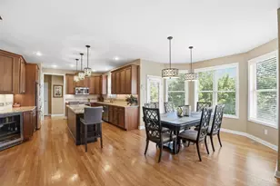 1324 Wexford Ln, Green Township, OH 45233 - Photo 6