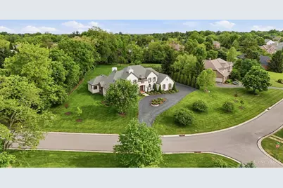 9071 Ambercreek Drive, Amberley, OH 45236 - Photo 2