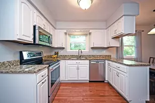 6847 Meadowdale Cir, Madeira, OH 45243 - Photo 14