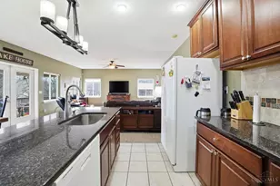 1065 Brunswick Dr, Perry Township, OH 45118 - Photo 10