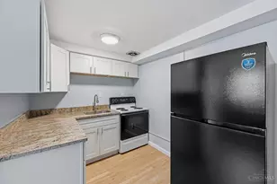 6469 Montgomery Rd, Cincinnati, OH 45213 - Photo 4
