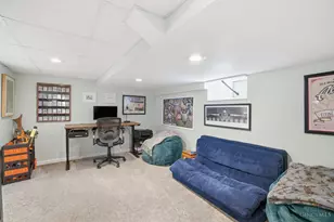 1325 Edwards Rd, Cincinnati, OH 45208 - Photo 22