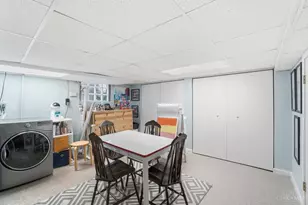 1325 Edwards Rd, Cincinnati, OH 45208 - Photo 24