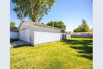 207 W Twenty Seventh Street, Connersville, IN 47331 - Photo 26